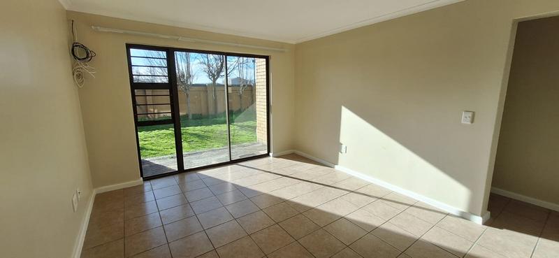 To Let 2 Bedroom Property for Rent in Fairview Golf Estate Western Cape